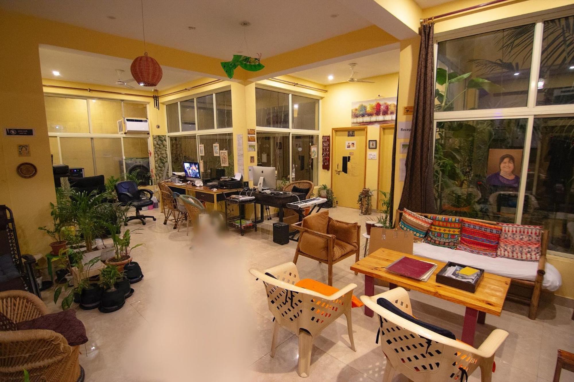Devi Music Ashram Panzió Risikés Kültér fotó